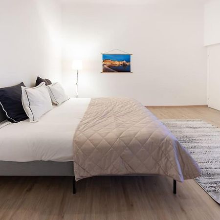 Second District Charming Flat Apartment Wina Bagian luar foto