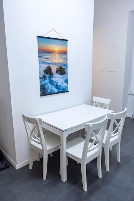 Second District Charming Flat Apartment Wina Bagian luar foto