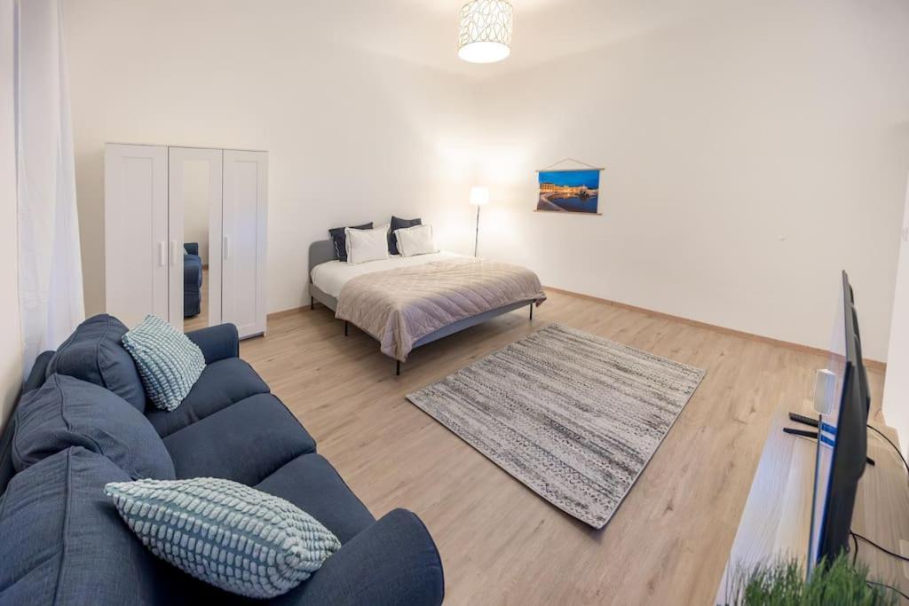 Second District Charming Flat Apartment Wina Bagian luar foto